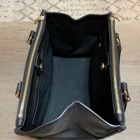 Coach Crossbody Bag - Picture 7 of 9